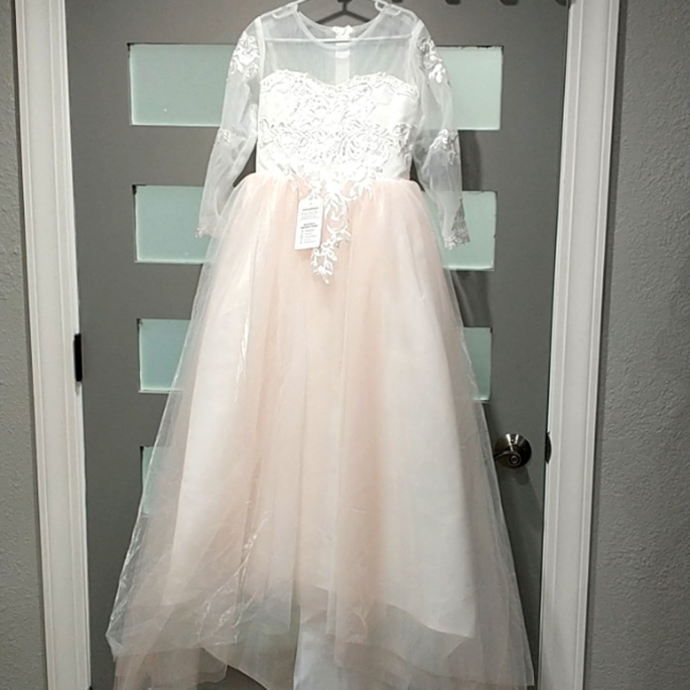 NEW! Flower girl/Princess Dress